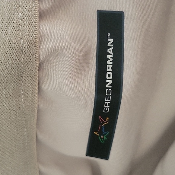 Greg Norman Mens Flat Front Everbest Beige Golf Shorts Side Pocket, Size: 38 - Picture 8 of 8